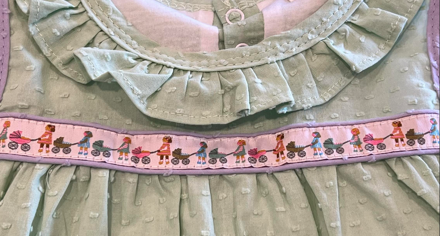 Carriage Ribbon Bubble